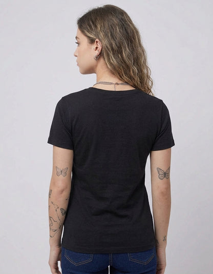 ONROGUE Women’s Classic Crew Neck T-Shirt