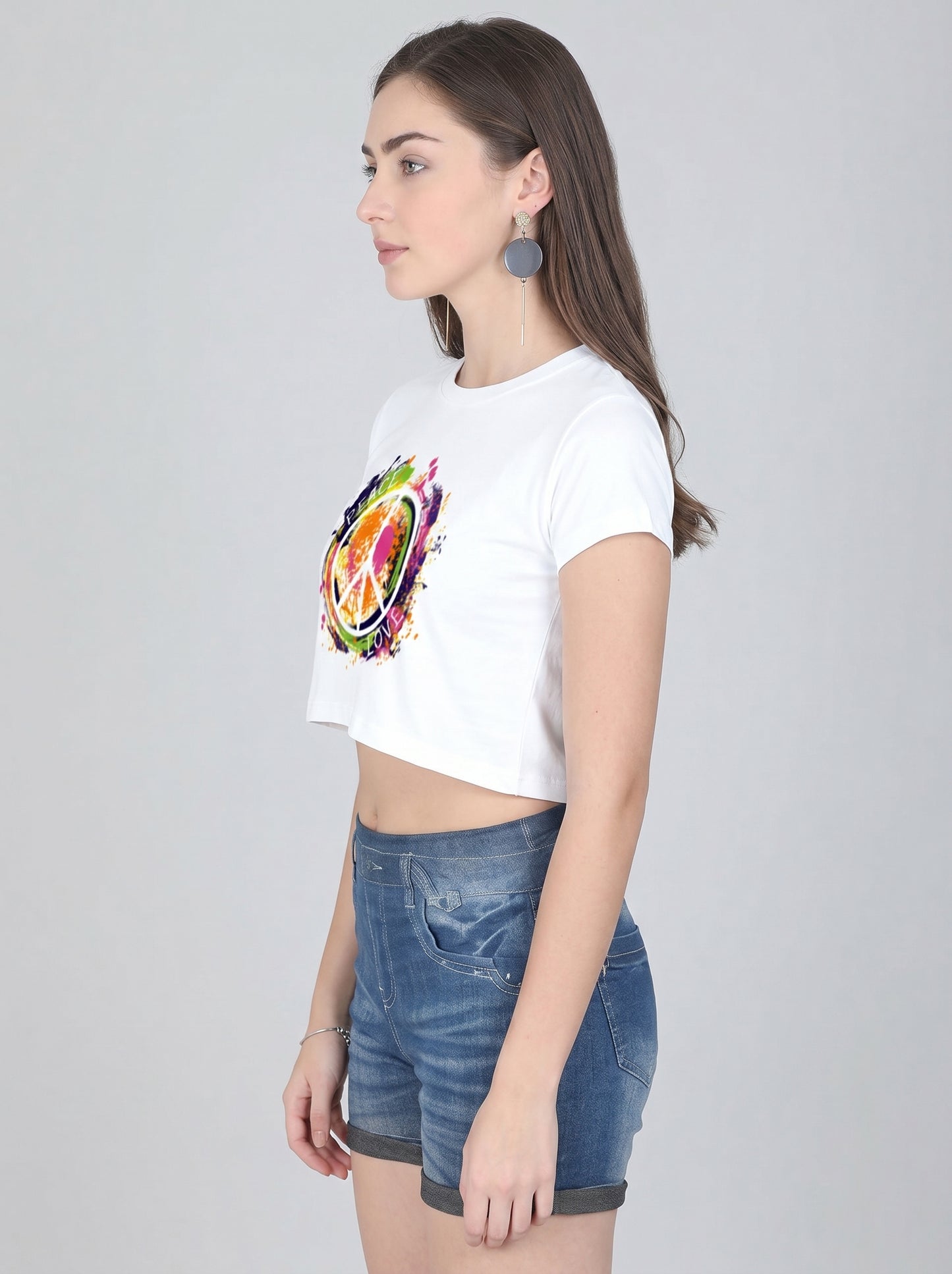 ONROGUE WOMEN'S PEACE & LOVE GRAPHIC CROP TOP
