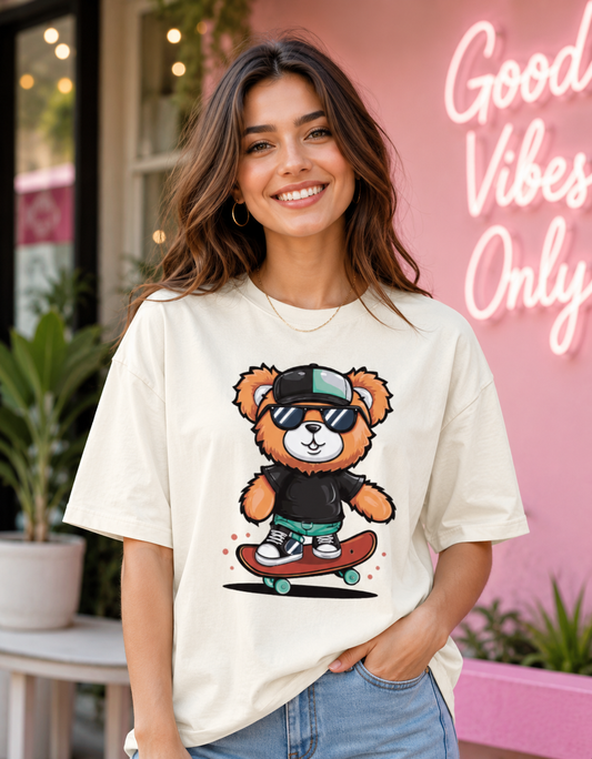 ONROGUE Women's Skater Bear Oversized T-Shirt