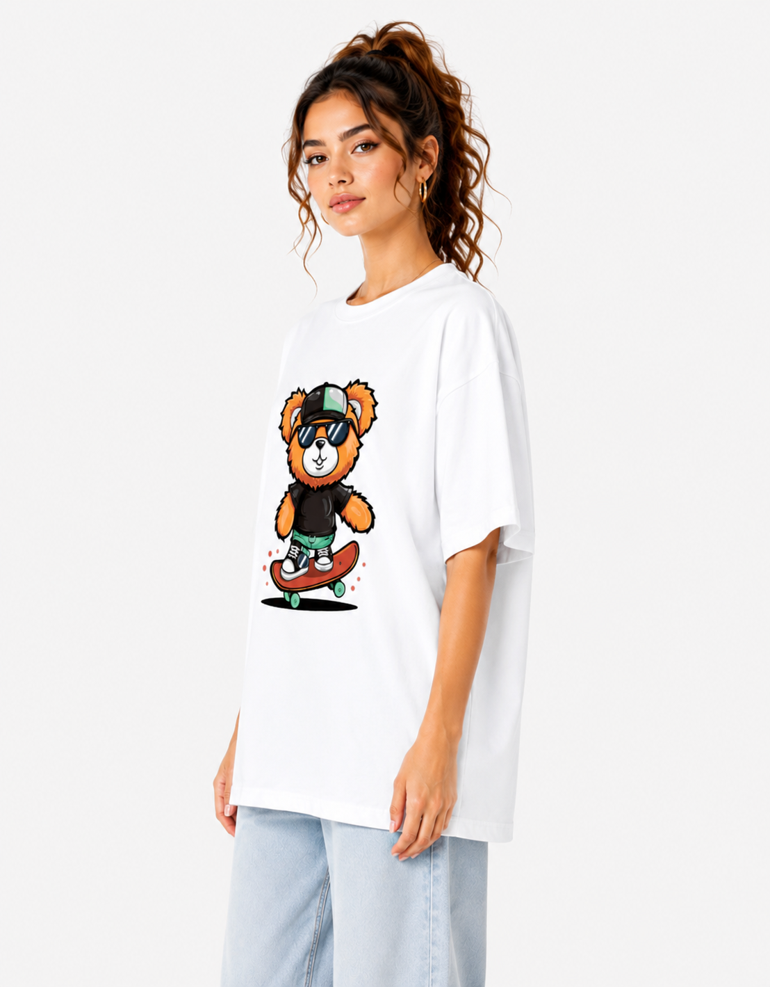 ONROGUE Women's Skater Bear Oversized T-Shirt